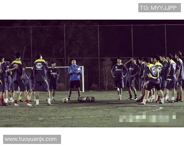 成都足球队在杯赛中的经验与表现分析及未来展望